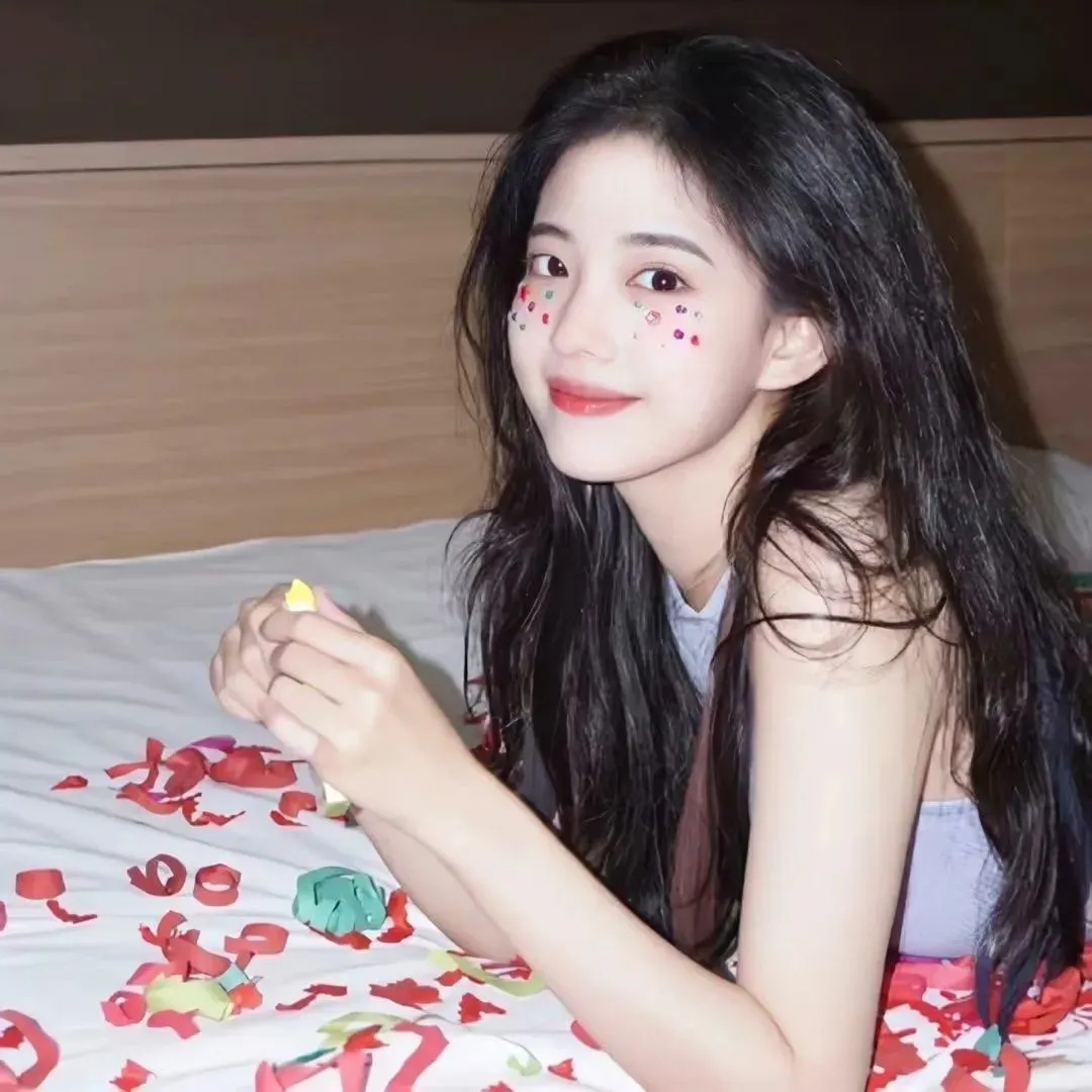 热门美女话题讨论