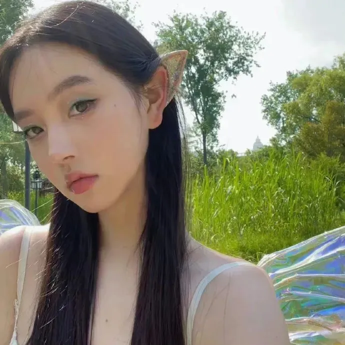 最新上传精品美女